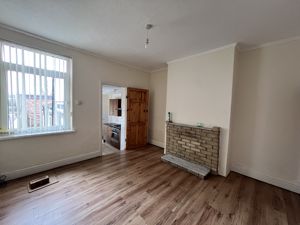 Dining room- click for photo gallery